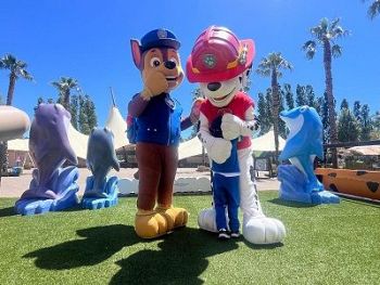 Eroi a 4 zampe. Chase e Marshall di Paw Patrol a Zoomarine con la Protezione Civile a difendere l'ambiente