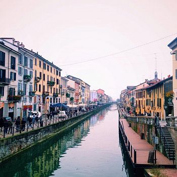 Milano era e deve tornare ad essere città d'acqua. I Navigli e la Movida milanese.