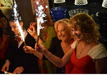 Milano, Boutique BACCARAT: l'elegante serata di compleanno di Laura e Oxana.